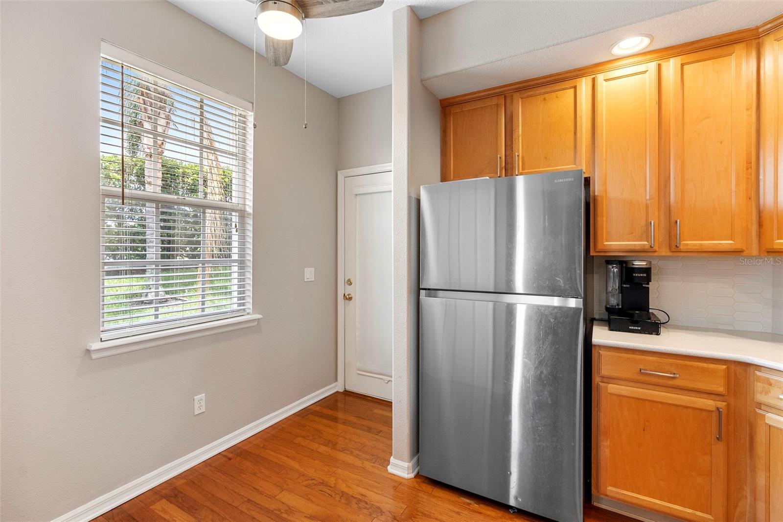 Image 10 of 32 For 13421 Fountainbleau Drive 4-1