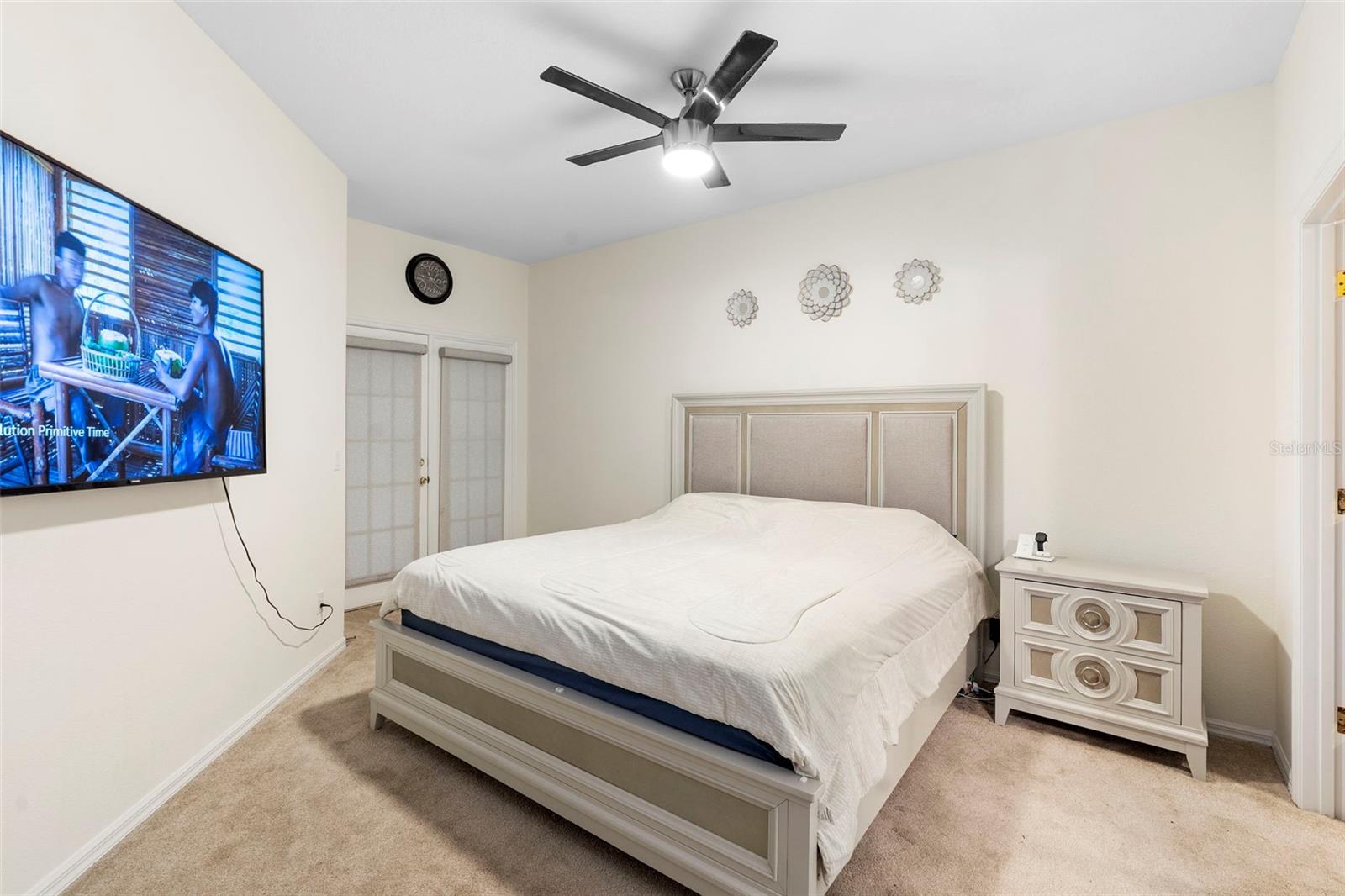 Image 13 of 32 For 13421 Fountainbleau Drive 4-1