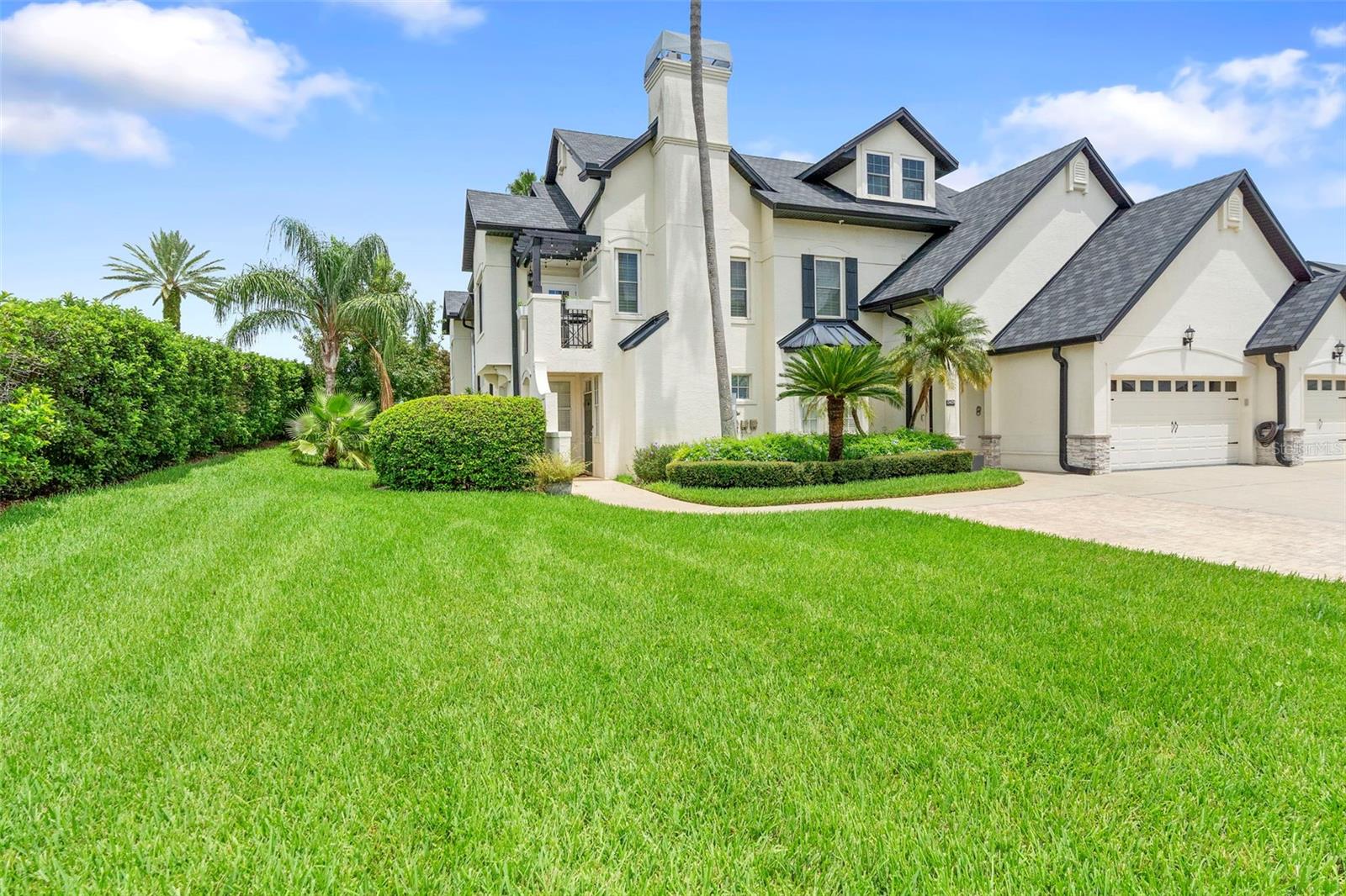 Image 2 of 32 For 13421 Fountainbleau Drive 4-1