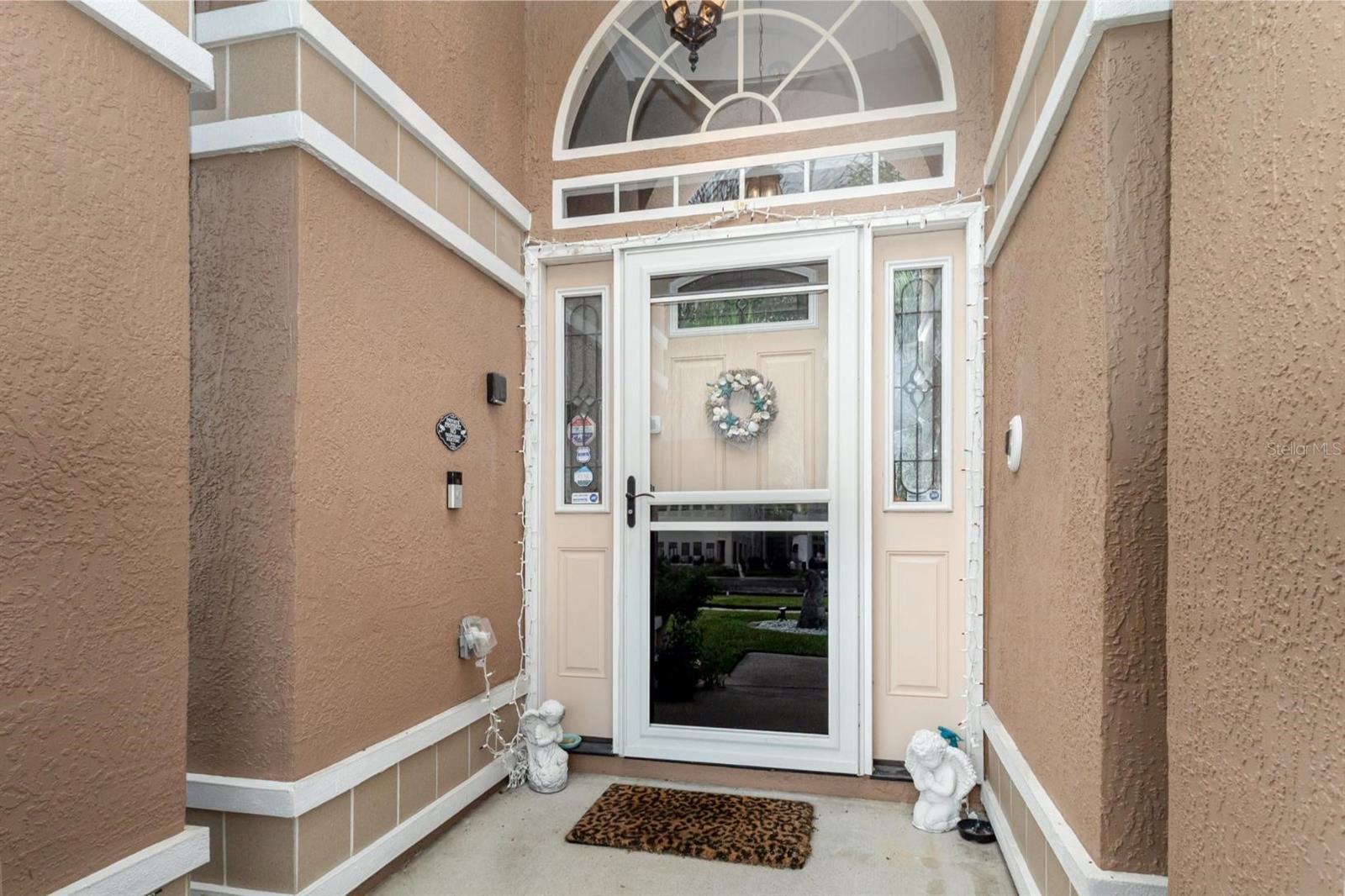 Image 4 of 30 For 2938 Pembridge Street