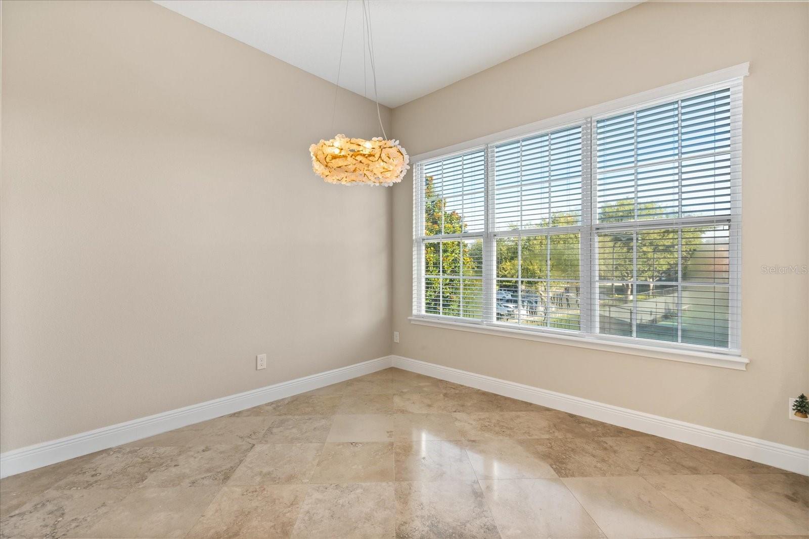 Image 11 of 35 For 1521 Lobelia Drive