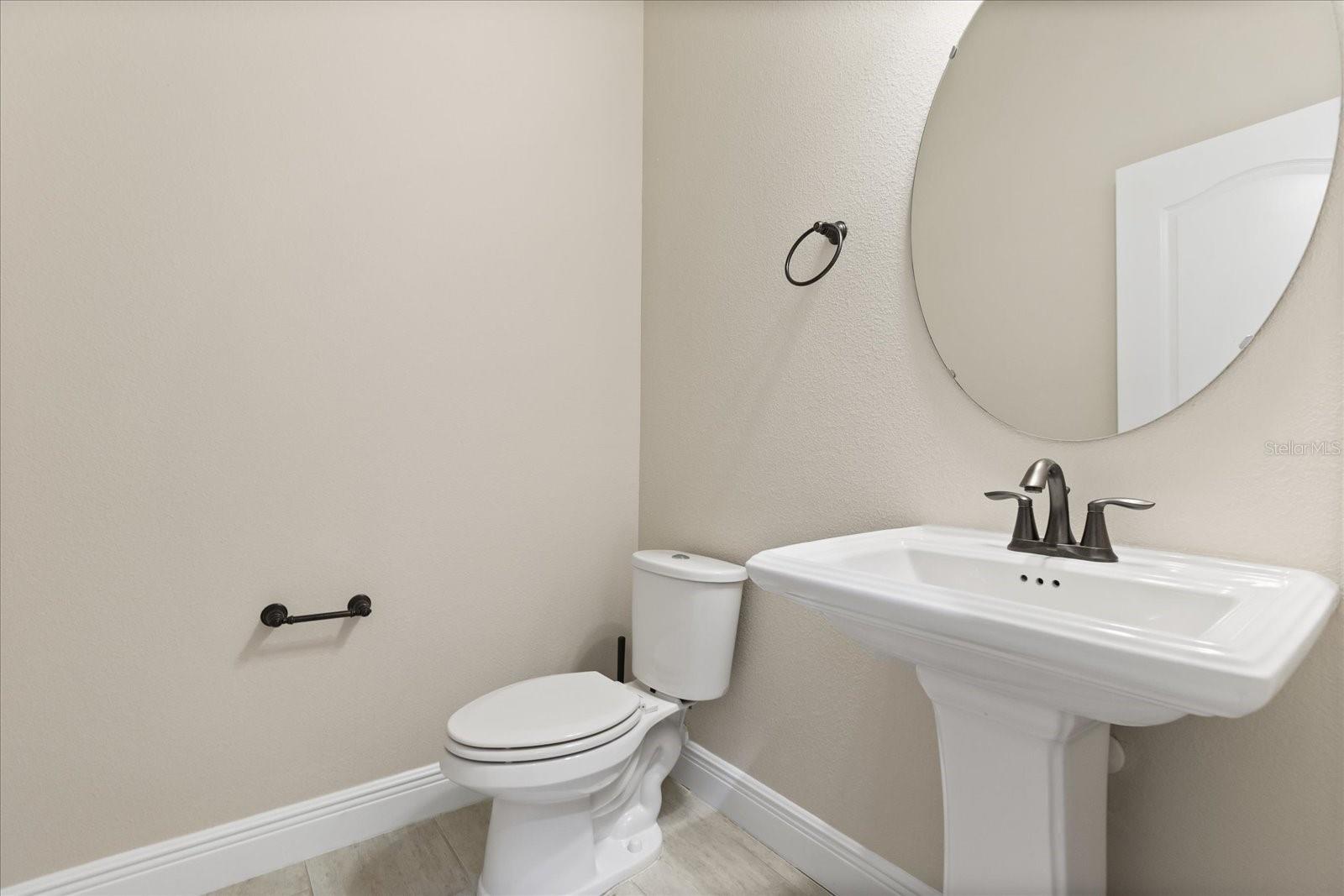 Image 23 of 35 For 1521 Lobelia Drive