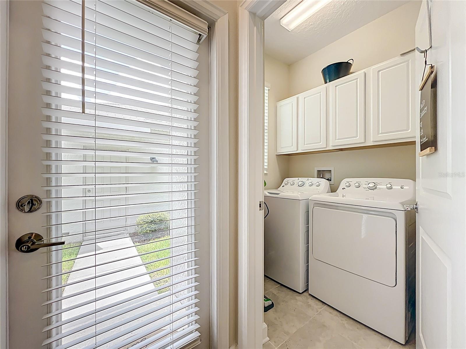 Image 21 of 24 For 16129 Water Spring Boulevard