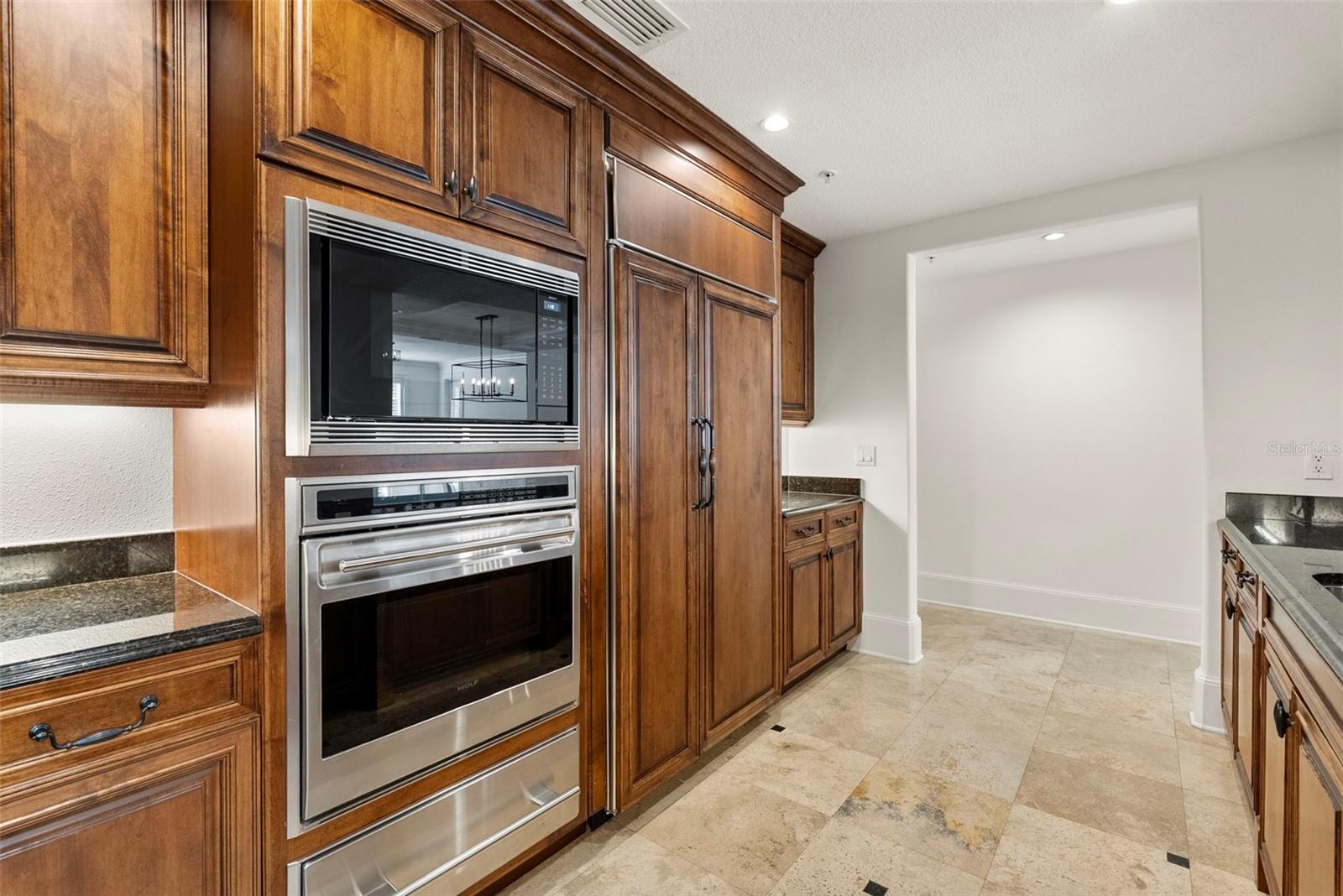 Image 15 of 62 For 315 New England Avenue 7