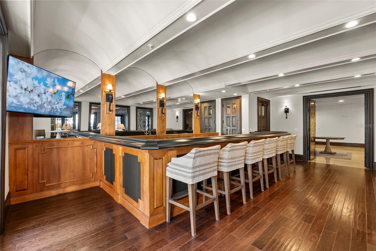 Image 47 of 62 For 315 New England Avenue 7