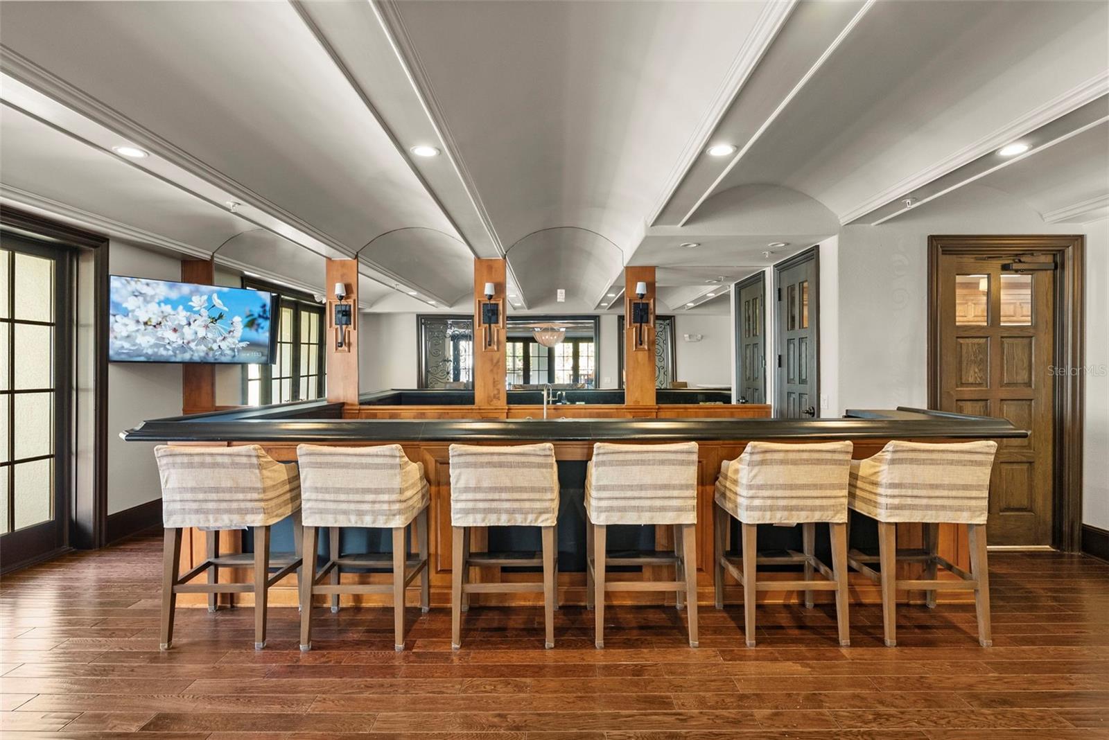 Image 48 of 62 For 315 New England Avenue 7