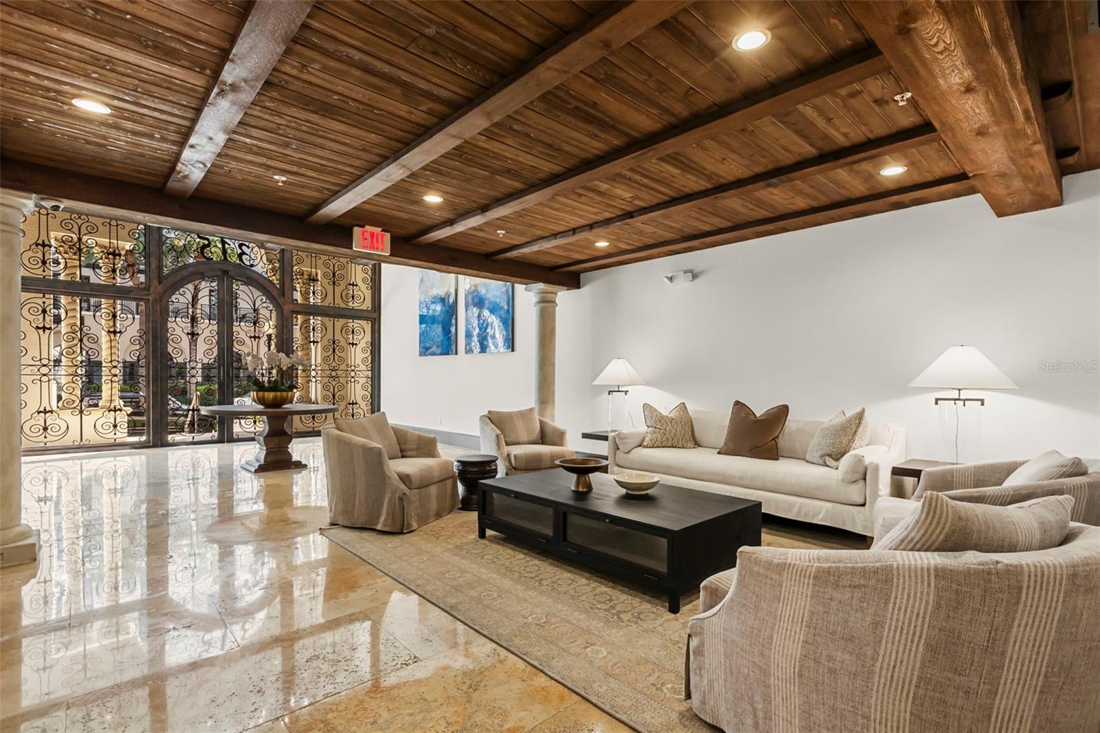 Image 5 of 62 For 315 New England Avenue 7