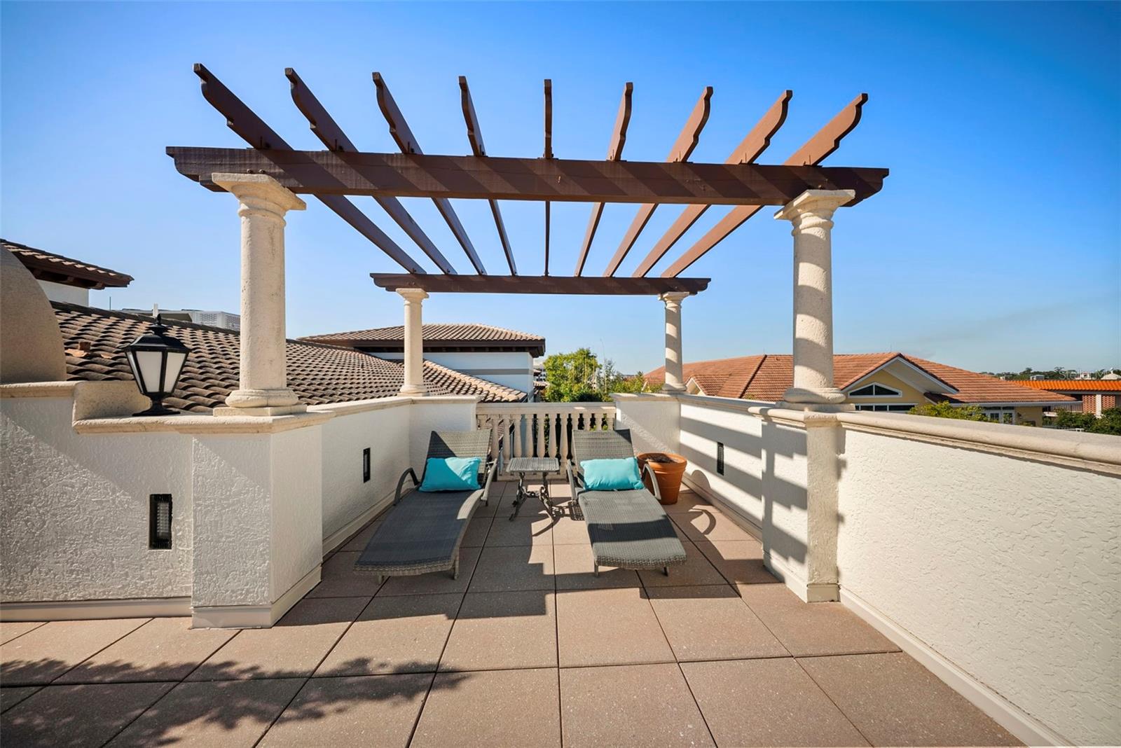 Image 56 of 62 For 315 New England Avenue 7