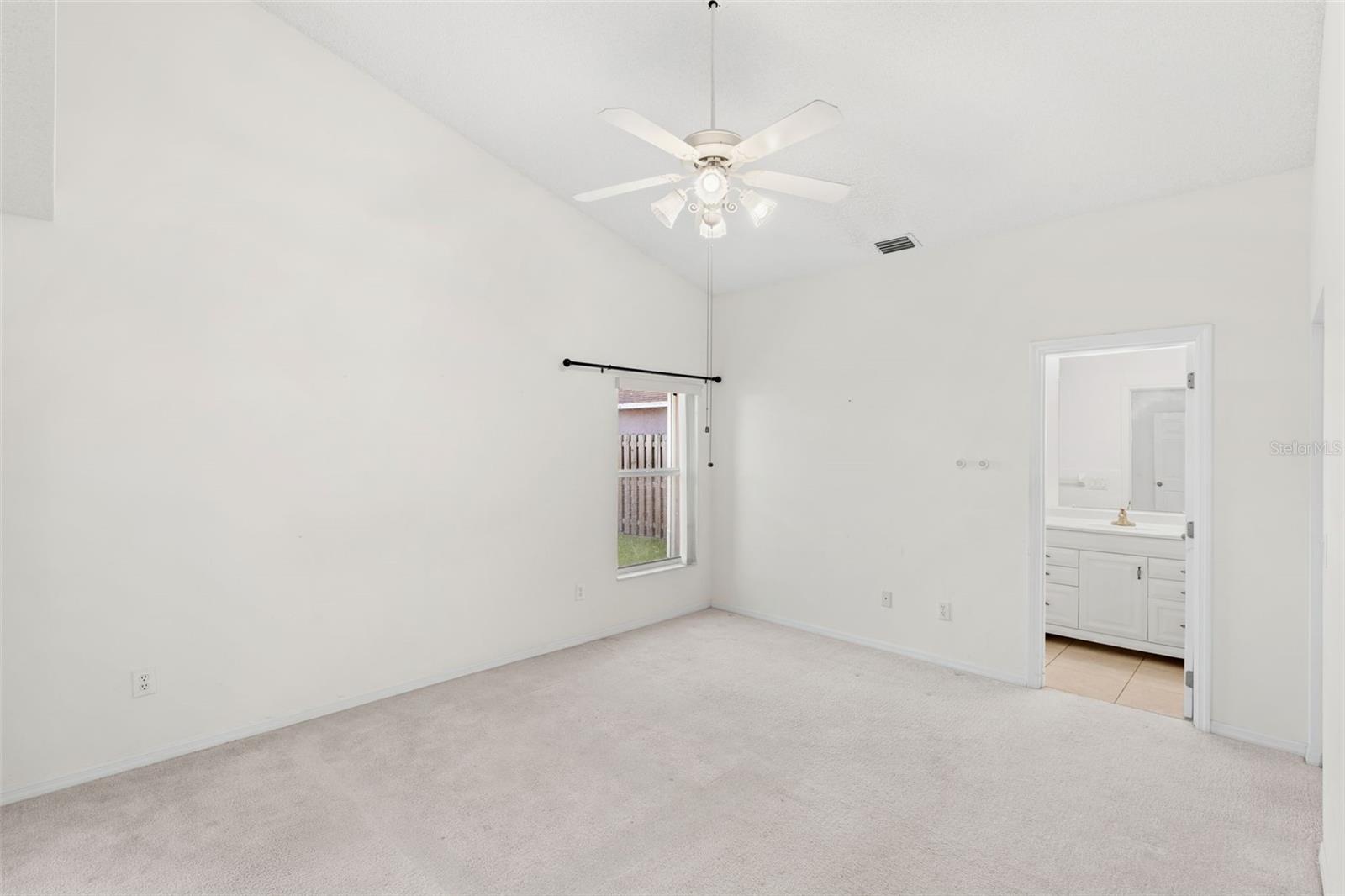 Image 16 of 33 For 1327 Cypress Bend Circle