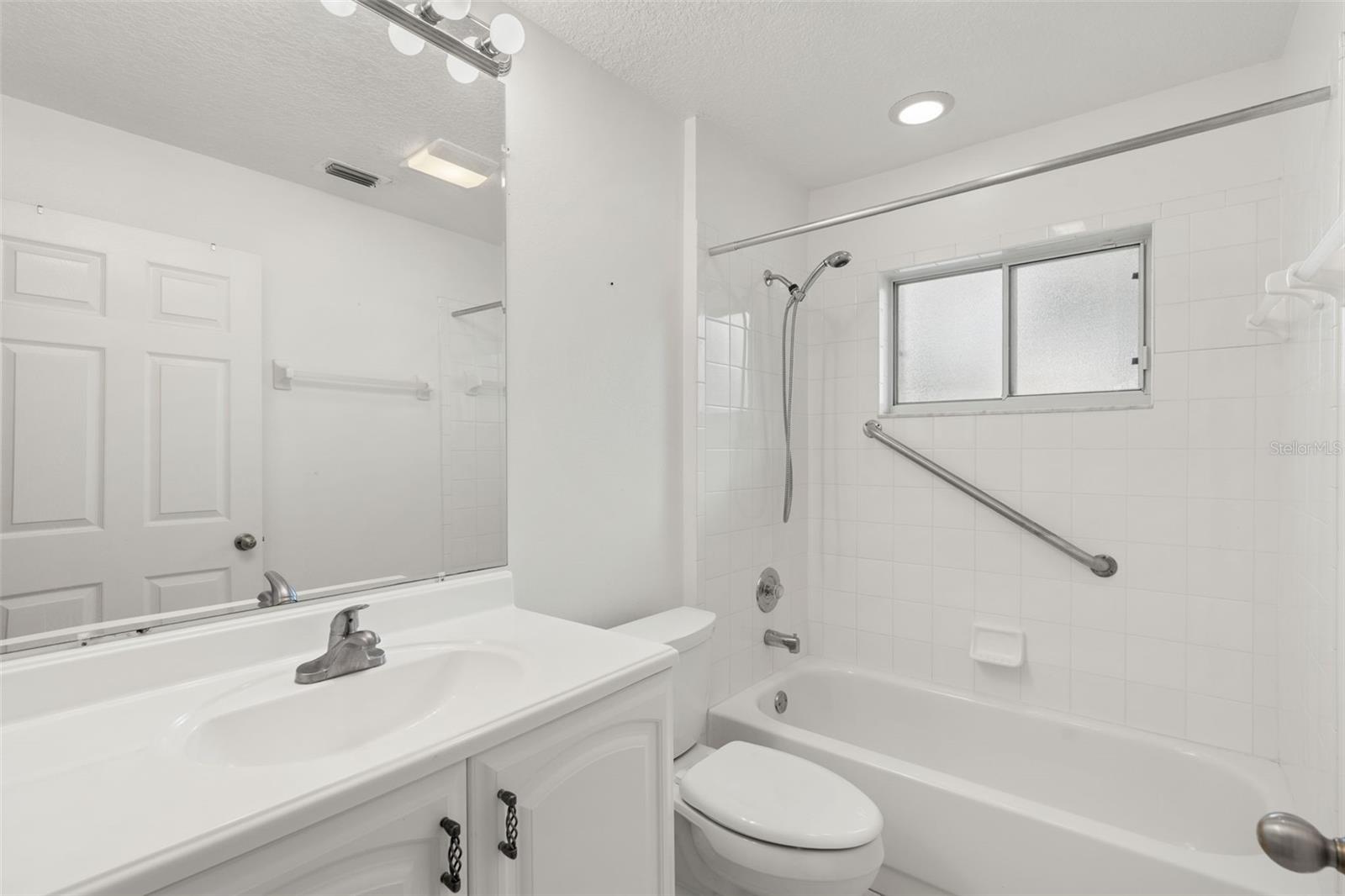 Image 21 of 33 For 1327 Cypress Bend Circle