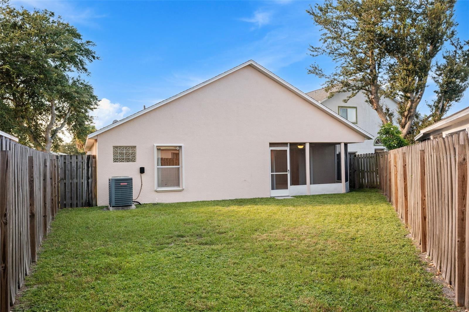 Image 25 of 33 For 1327 Cypress Bend Circle