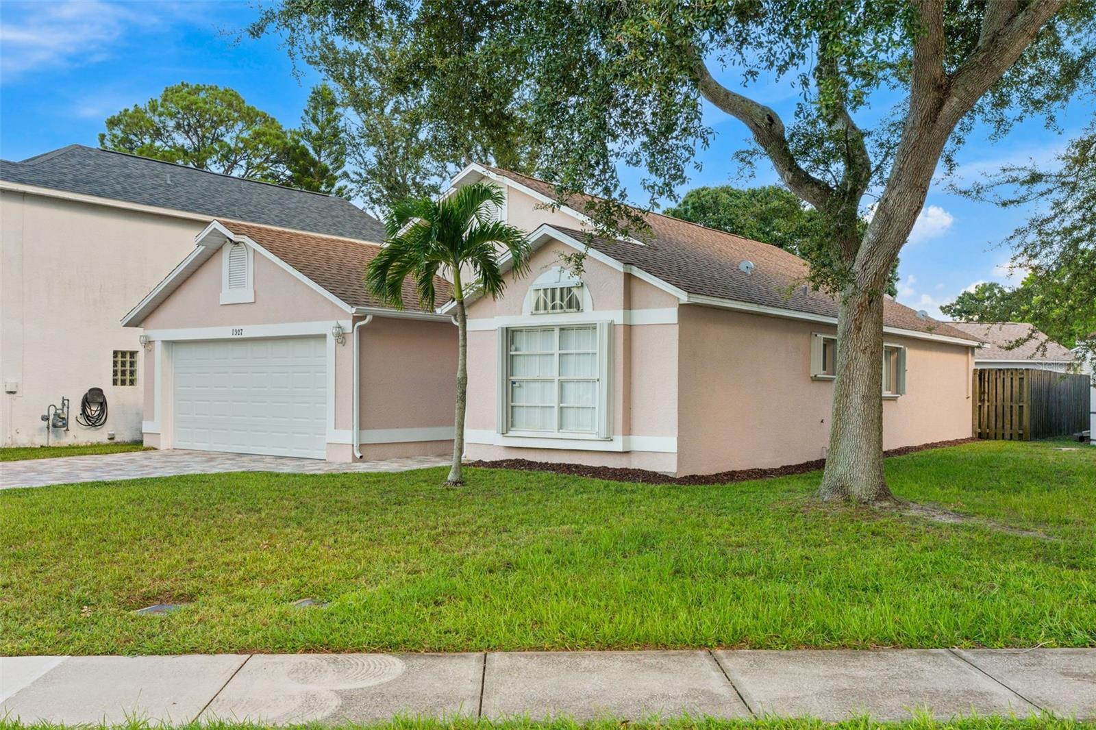 Image 3 of 33 For 1327 Cypress Bend Circle