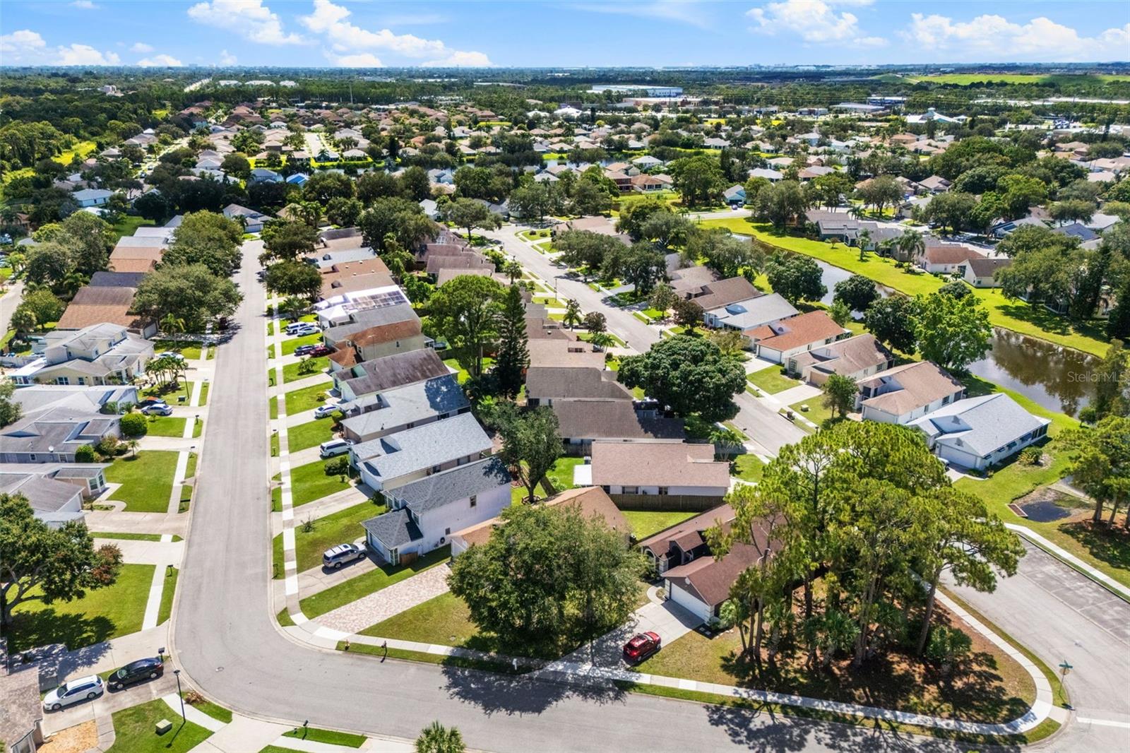 Image 31 of 33 For 1327 Cypress Bend Circle
