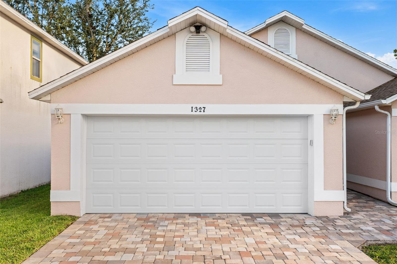 Image 4 of 33 For 1327 Cypress Bend Circle