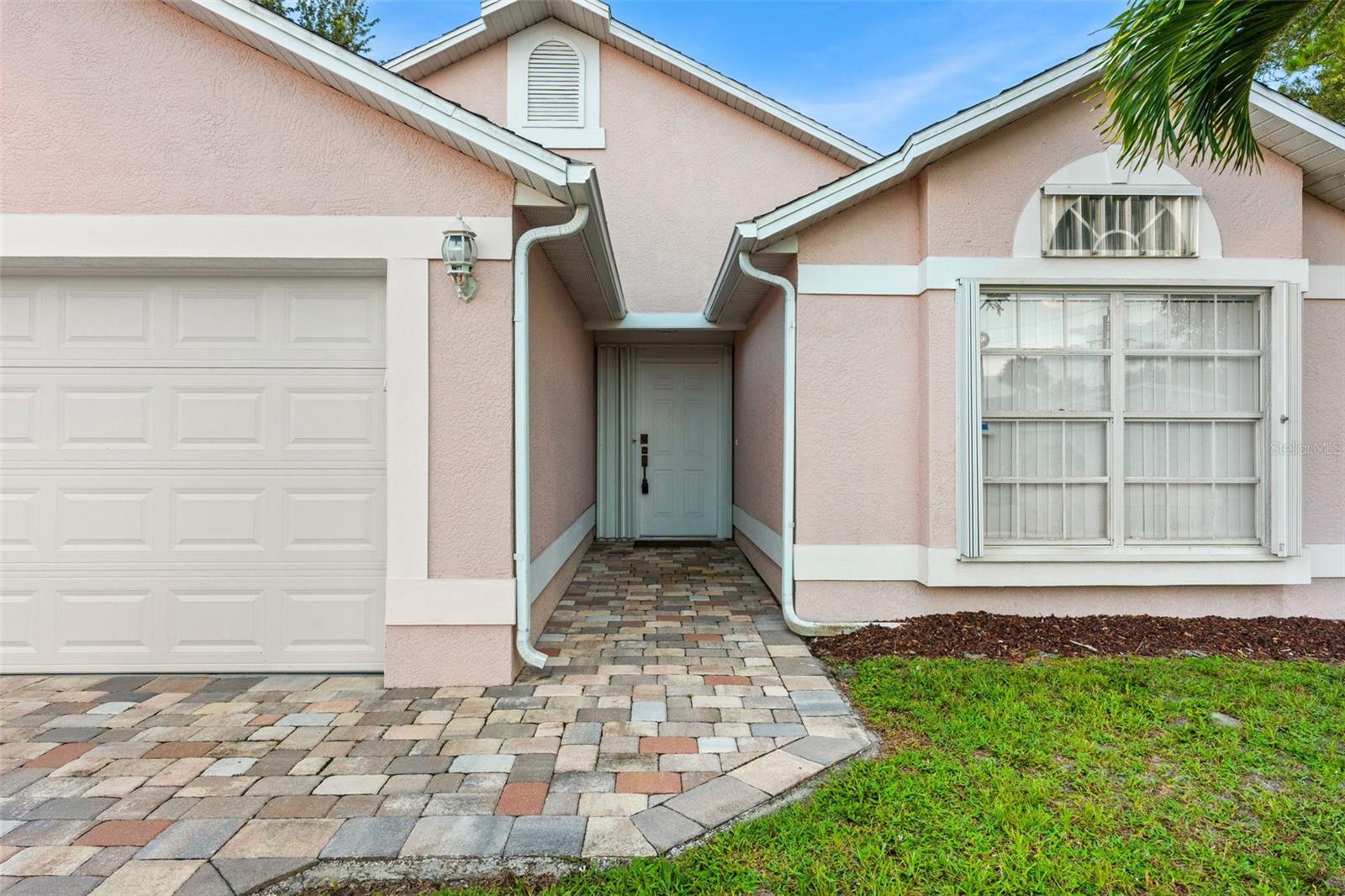 Image 8 of 33 For 1327 Cypress Bend Circle