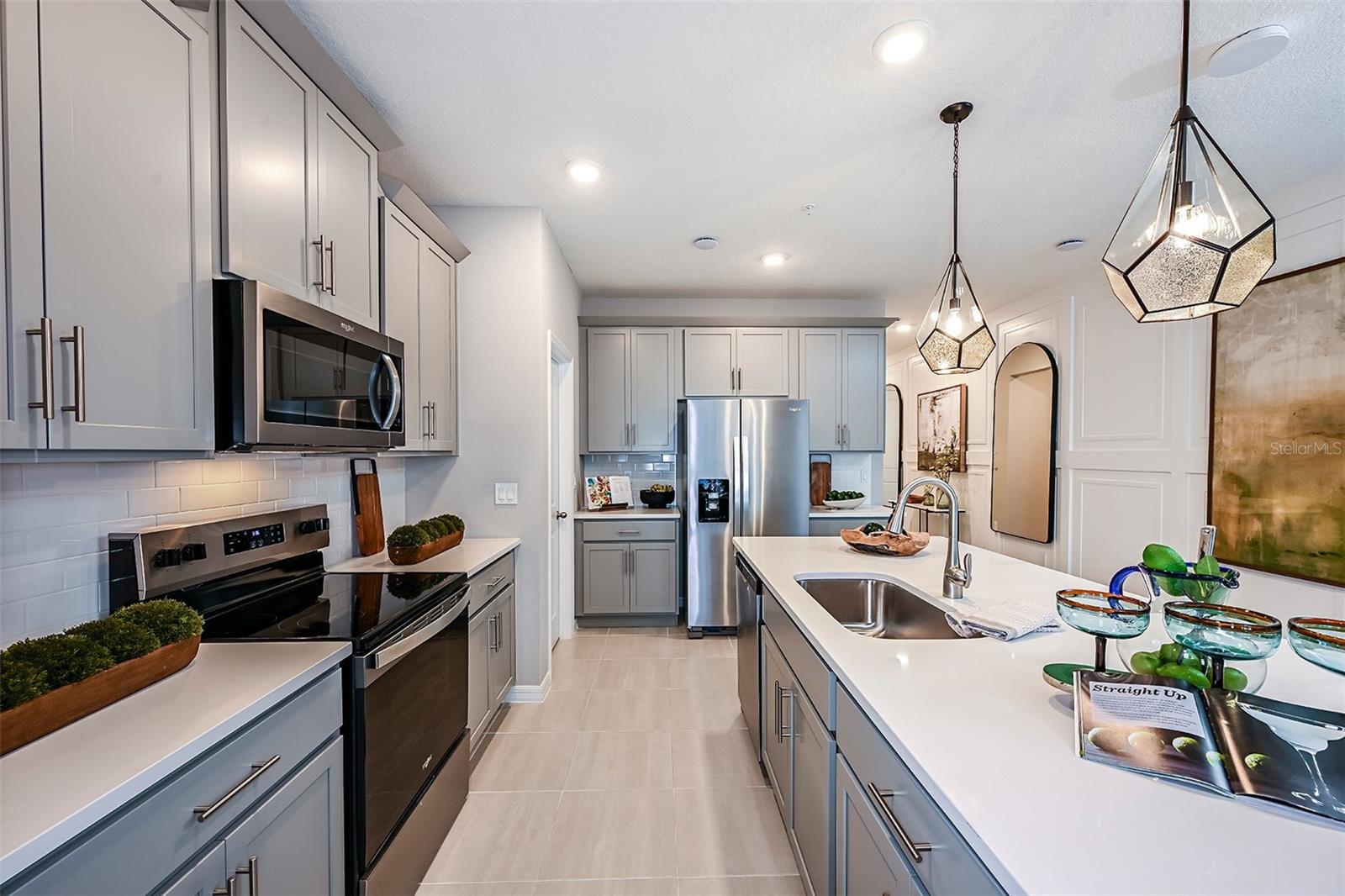 Image 4 of 13 For 1674 Greenleaf Woods Cove