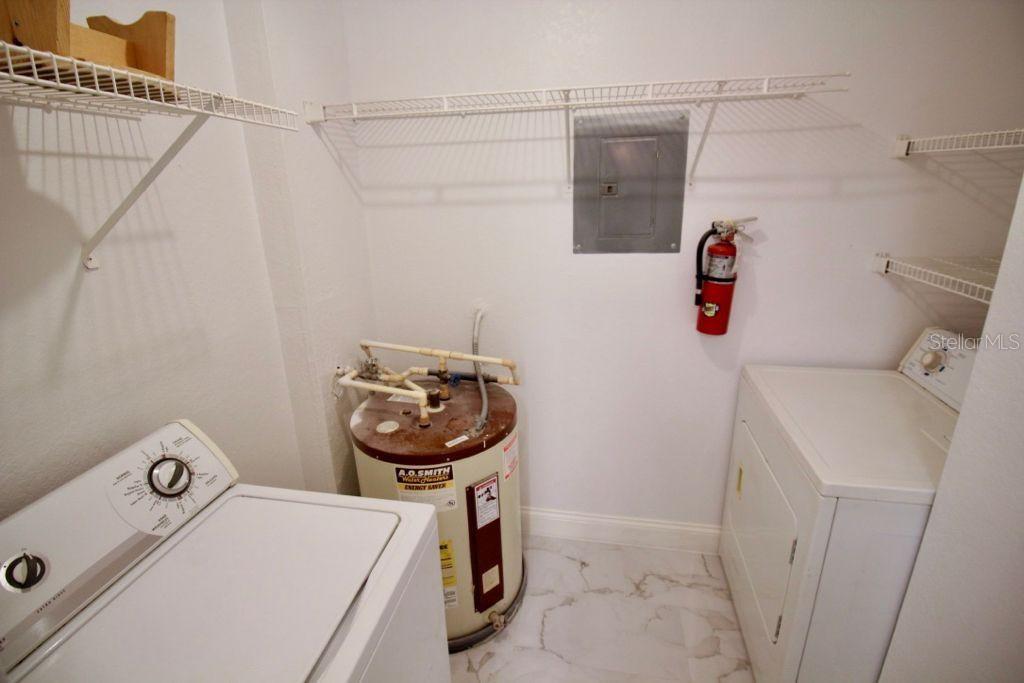 Image 6 of 13 For 8903 Latrec Avenue 3307