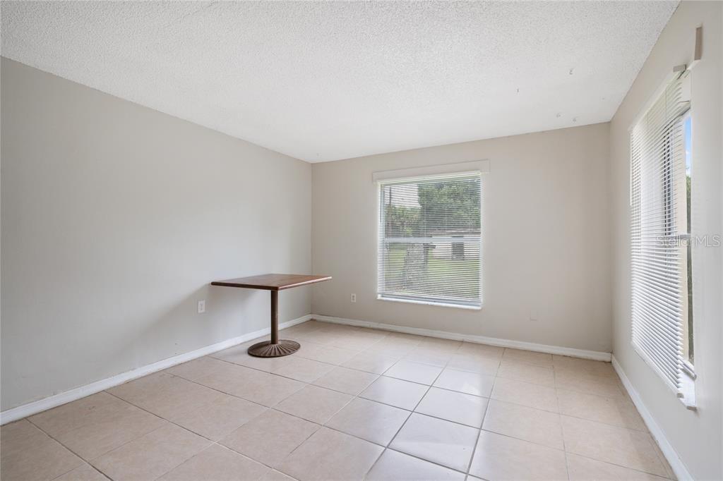Image 14 of 37 For 4404 35th Avenue
