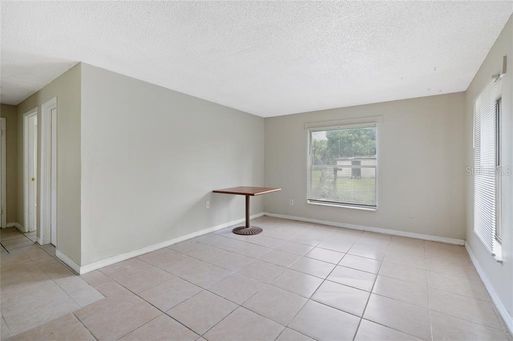 Image 15 of 37 For 4404 35th Avenue