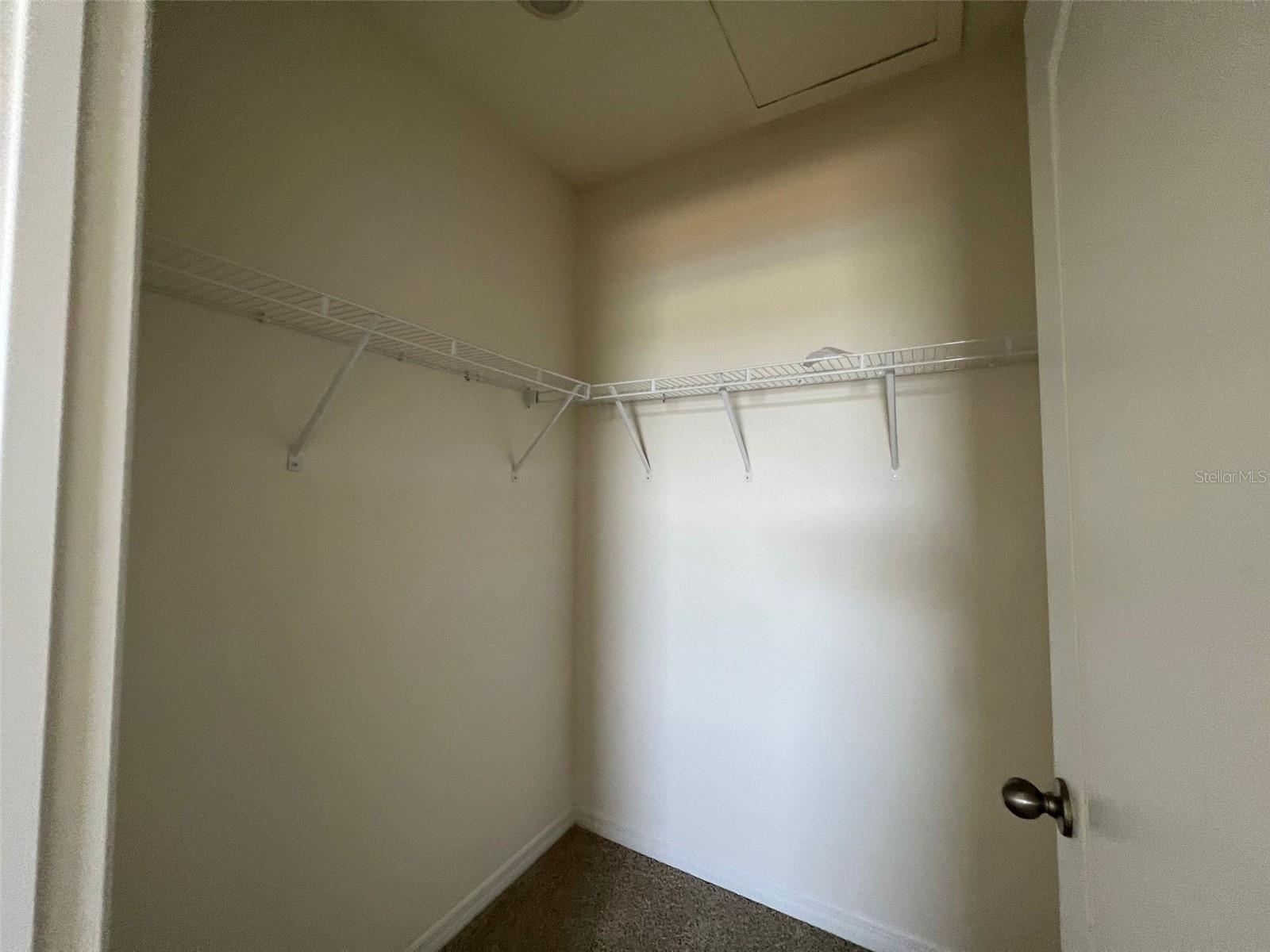 Image 15 of 26 For 1041 Blue Jay Drive