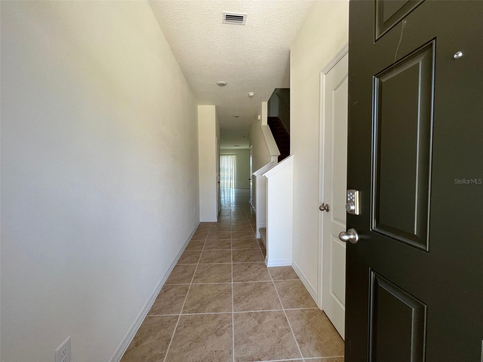Image 2 of 26 For 1041 Blue Jay Drive