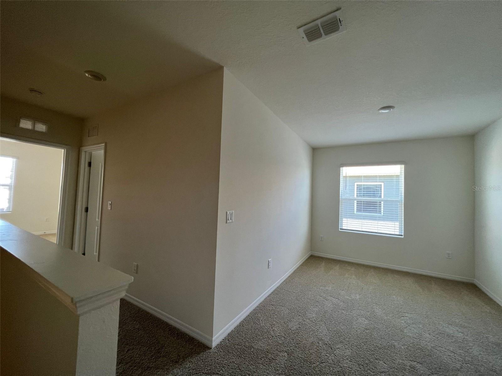Image 9 of 26 For 1041 Blue Jay Drive