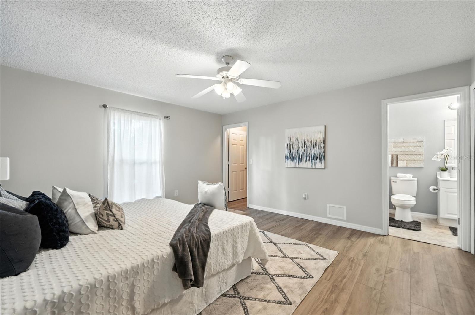Image 15 of 29 For 1425 13th Street
