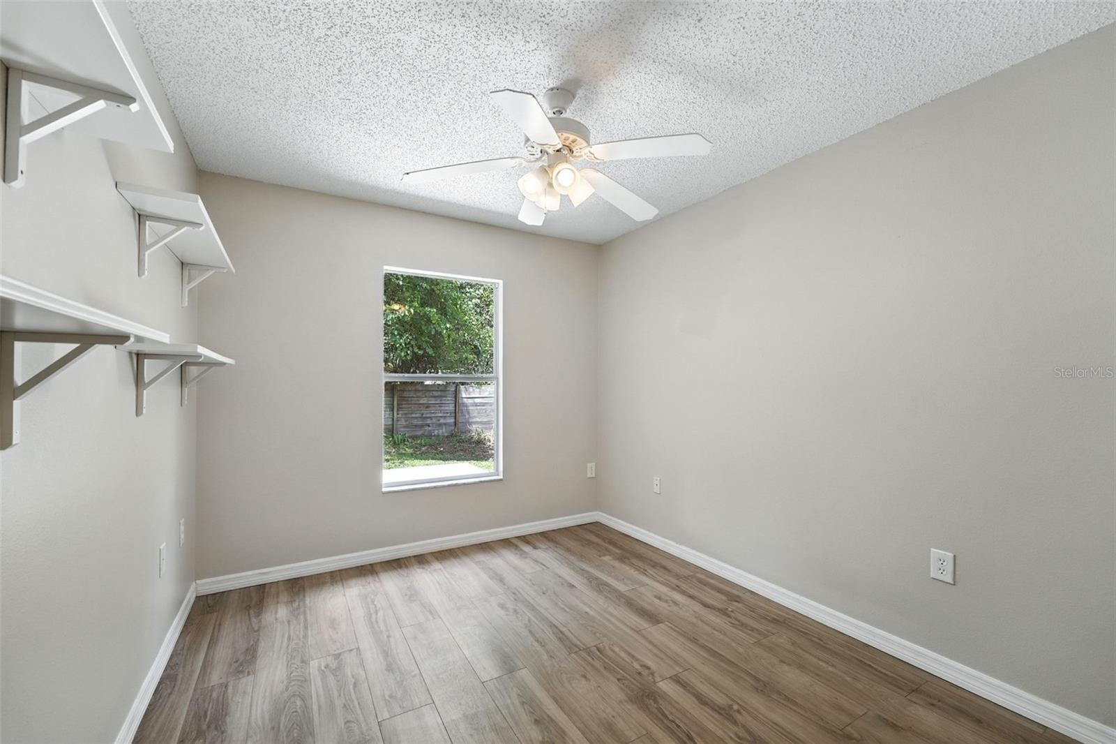 Image 21 of 29 For 1425 13th Street