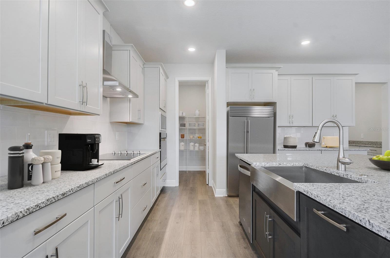 Image 4 of 6 For 484 Toscano Street