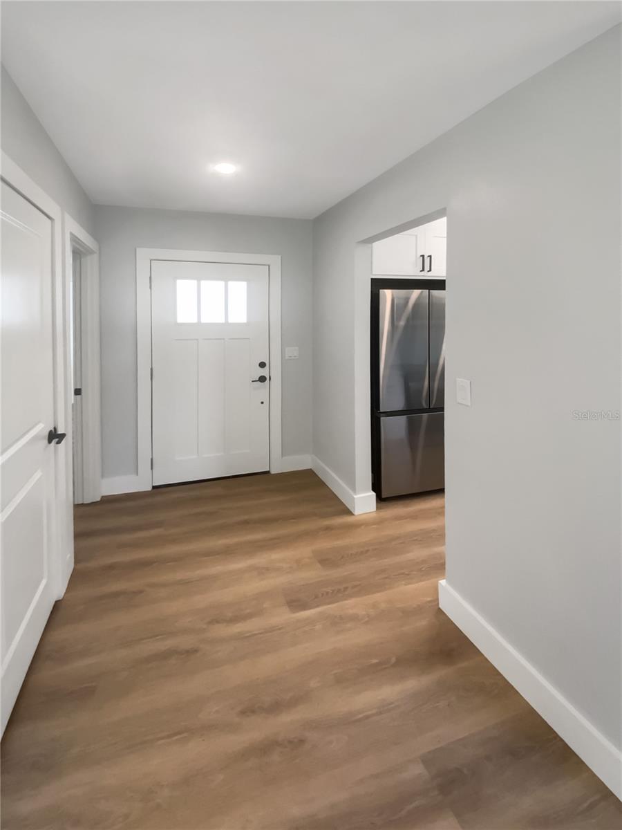 Image 10 of 34 For 7812 53rd Street