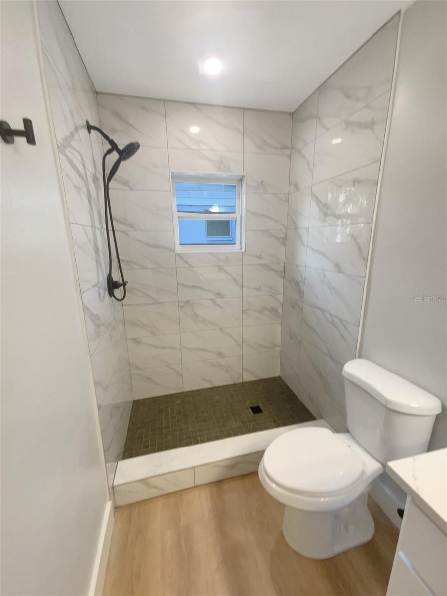 Image 21 of 34 For 7812 53rd Street