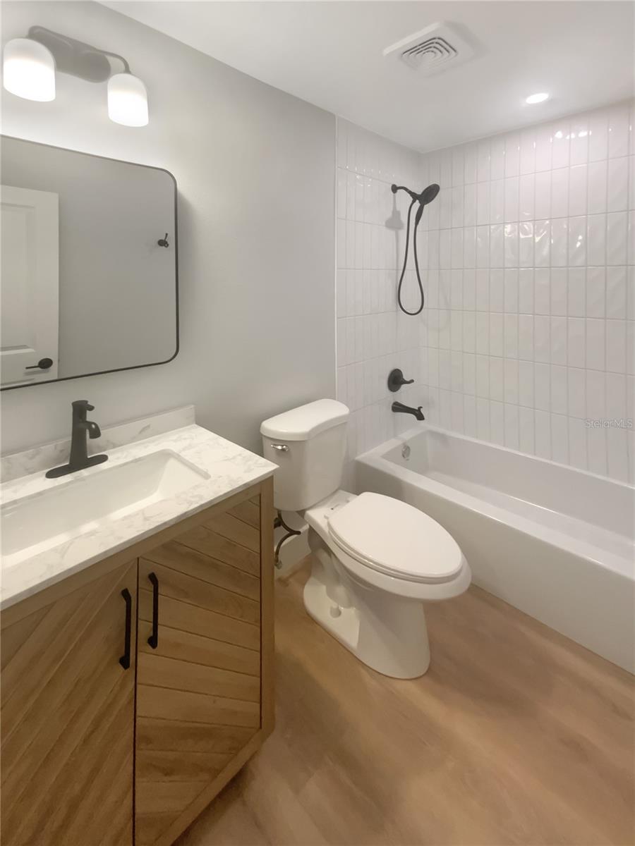 Image 25 of 34 For 7812 53rd Street