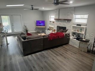 Image 4 of 15 For 1410 Eola Drive