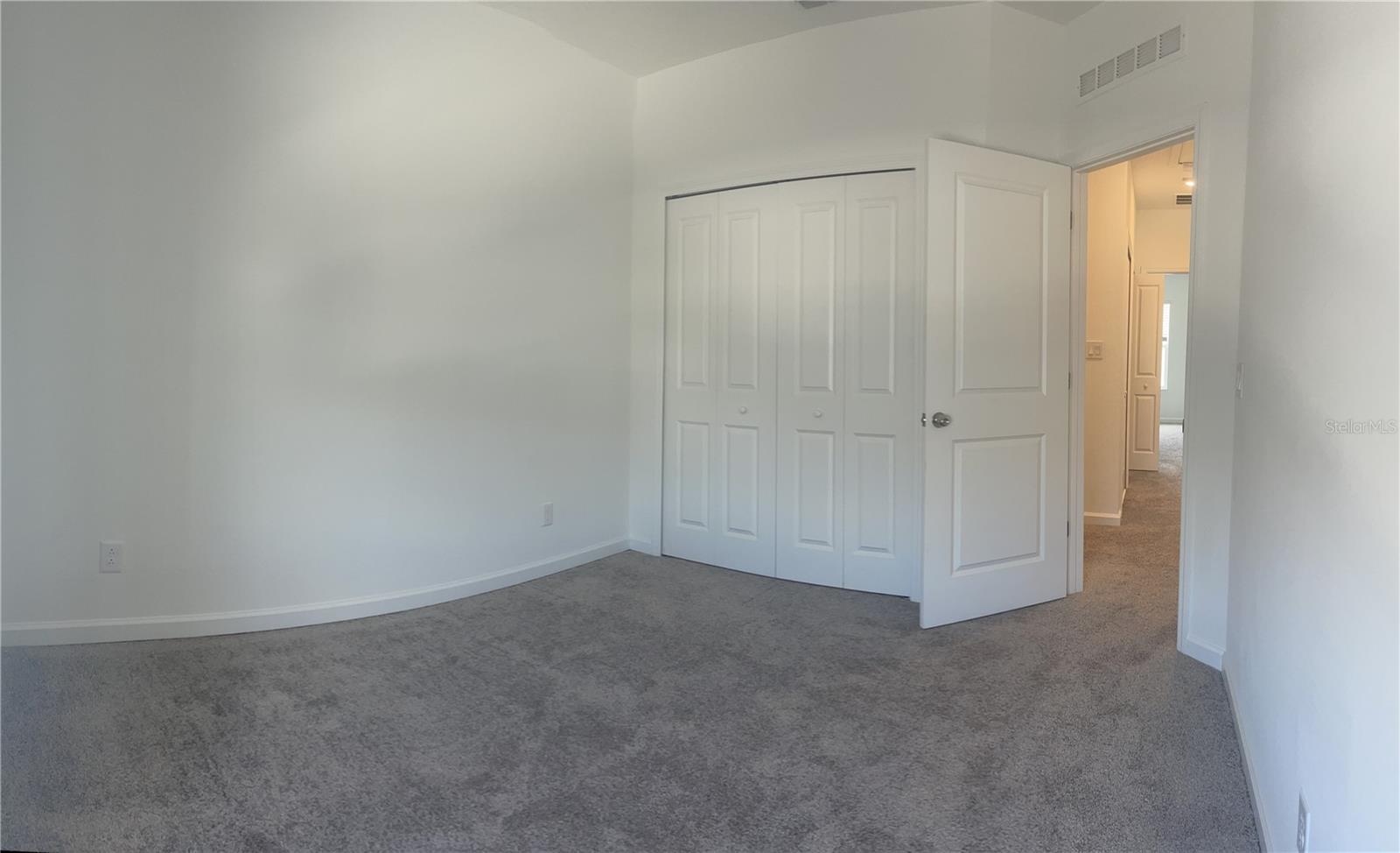Listing photo id 12 for 2440 Skyline Loop