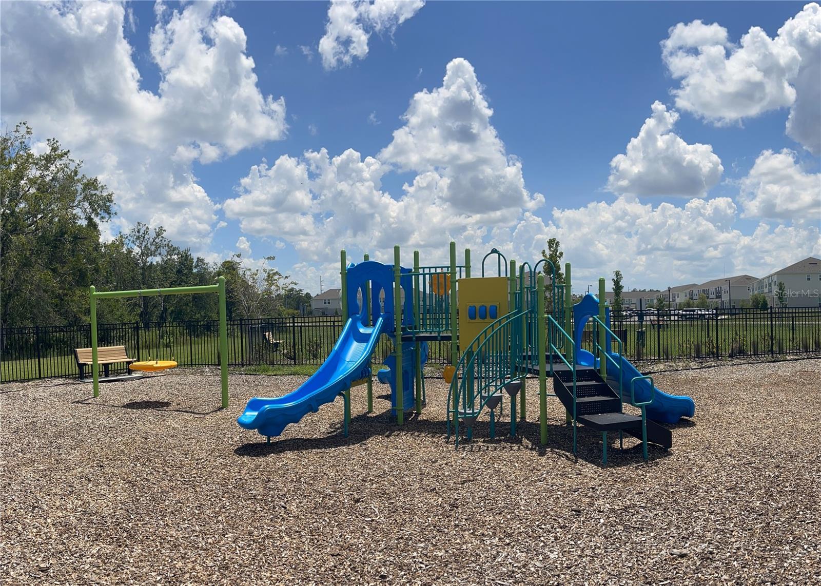 Listing photo id 20 for 2440 Skyline Loop