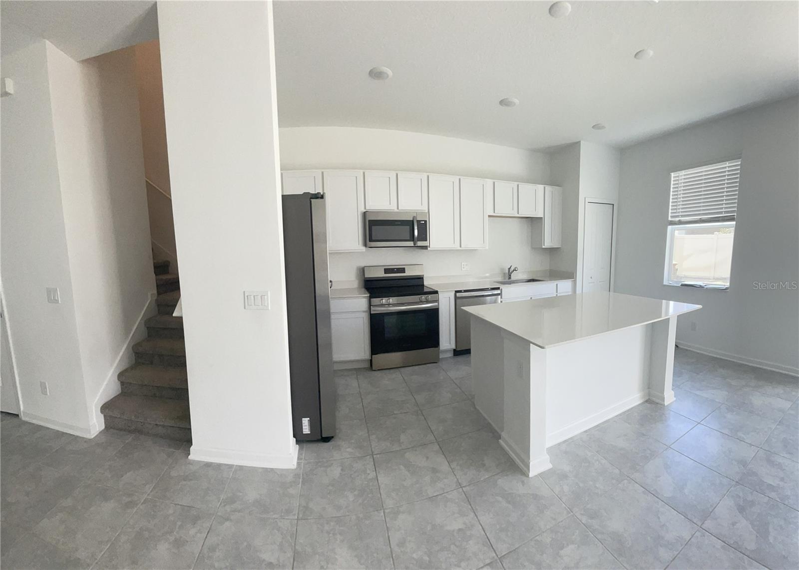 Listing photo id 2 for 2440 Skyline Loop