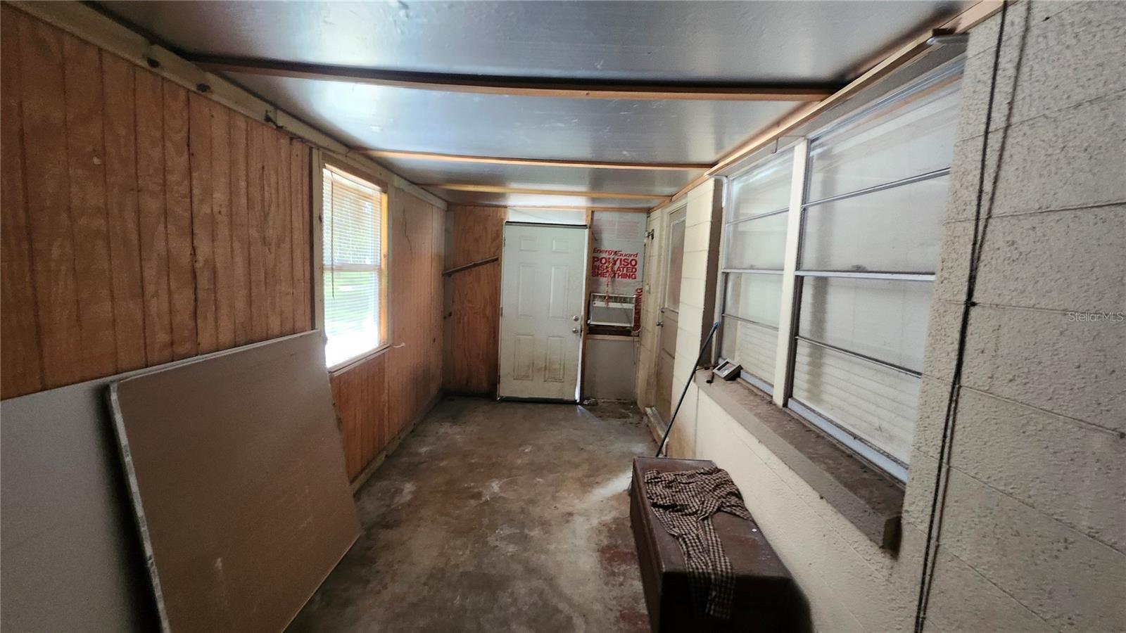Image 2 of 13 For 1805 Guinyard Way