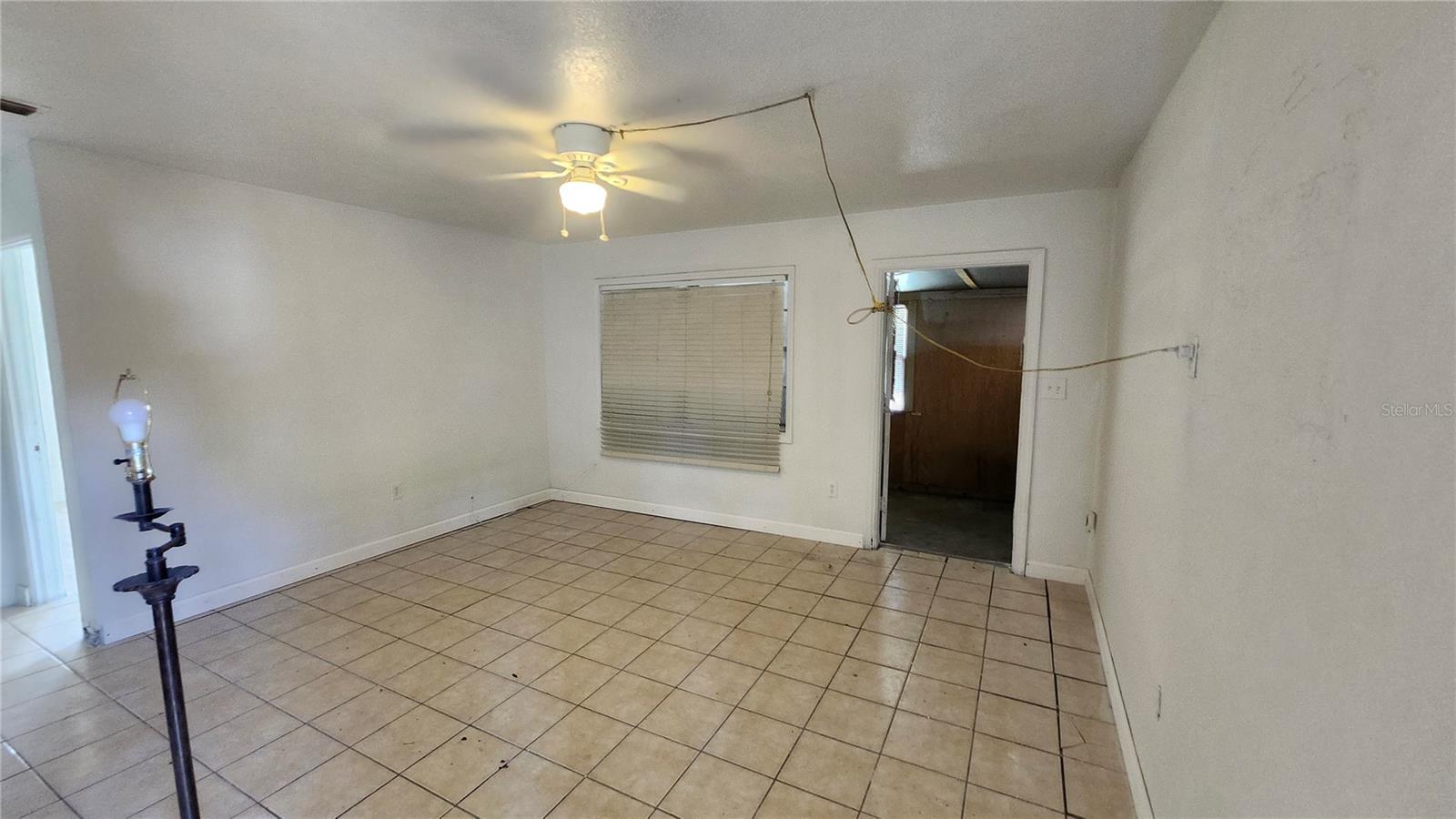 Image 5 of 13 For 1805 Guinyard Way