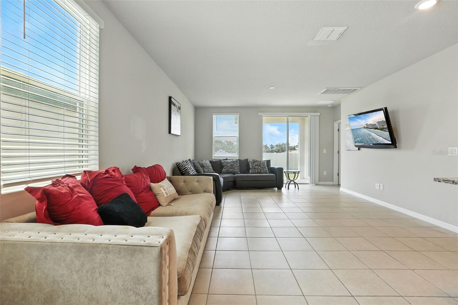 Image 11 of 37 For 29875 Anahid Drive