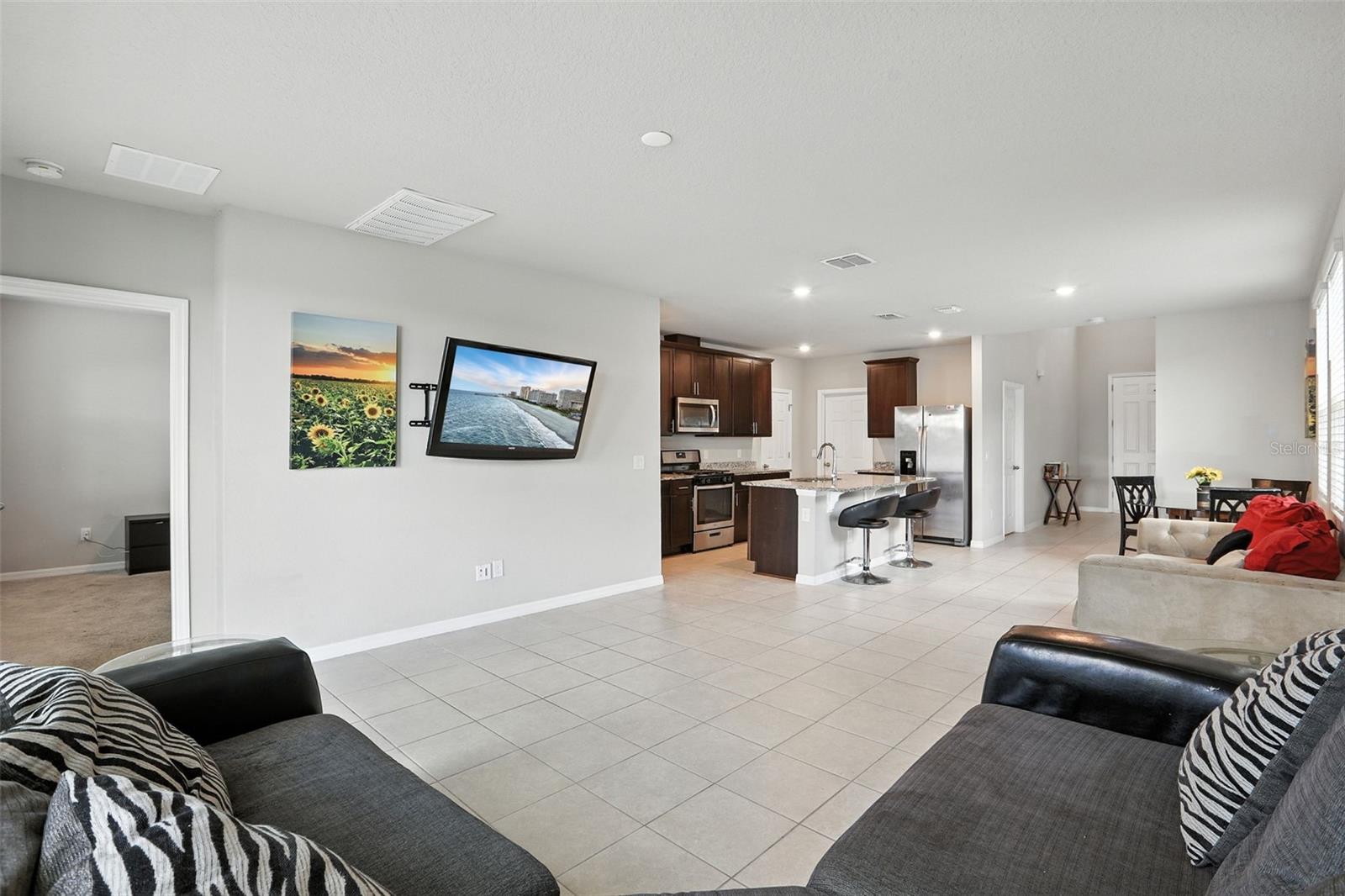 Image 13 of 37 For 29875 Anahid Drive