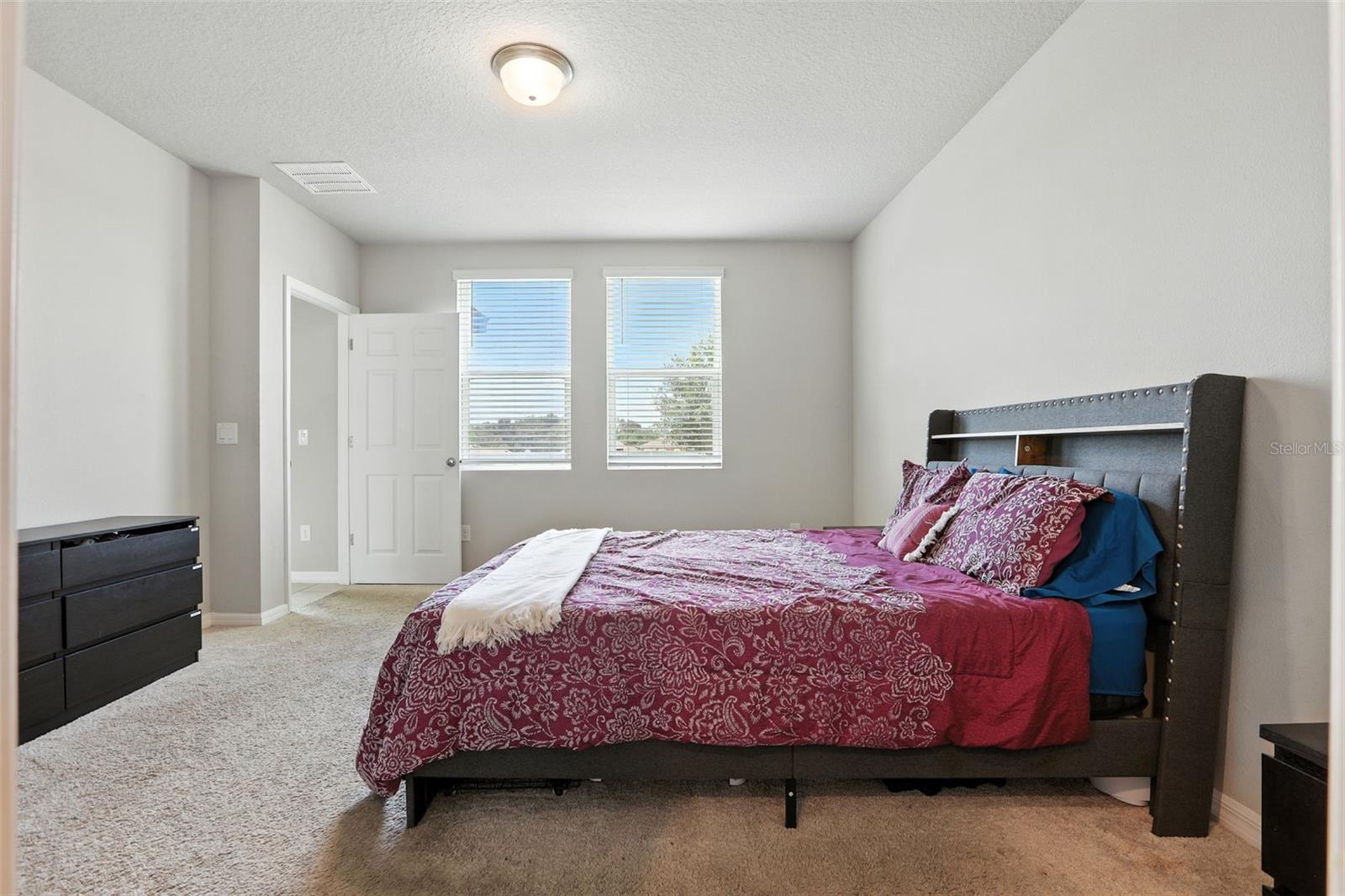 Image 16 of 37 For 29875 Anahid Drive