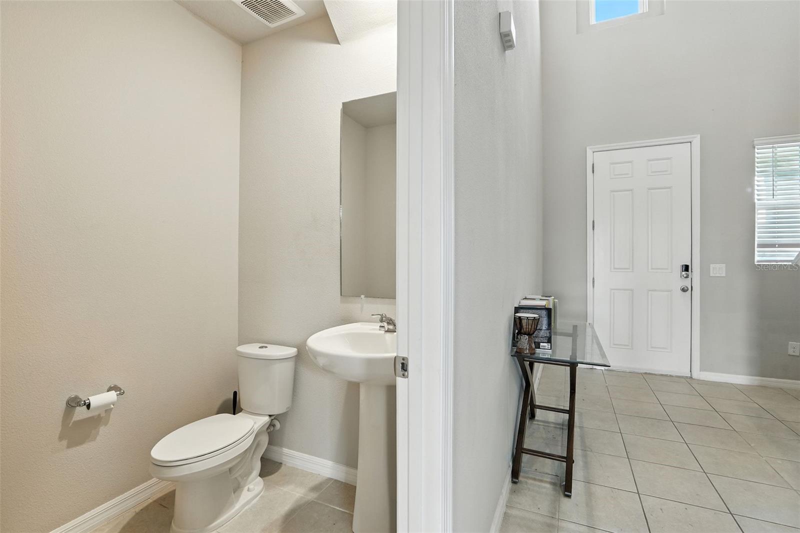 Image 4 of 37 For 29875 Anahid Drive