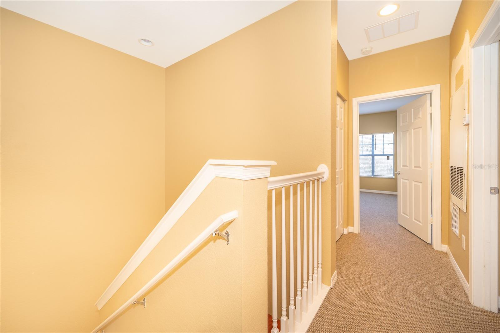 Image 19 of 29 For 2514 Grand Central Parkway 3