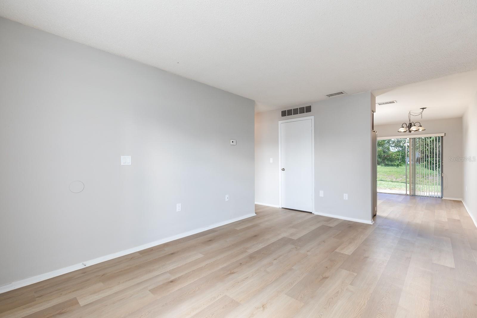 Image 3 of 20 For 29 Lake Villa Way