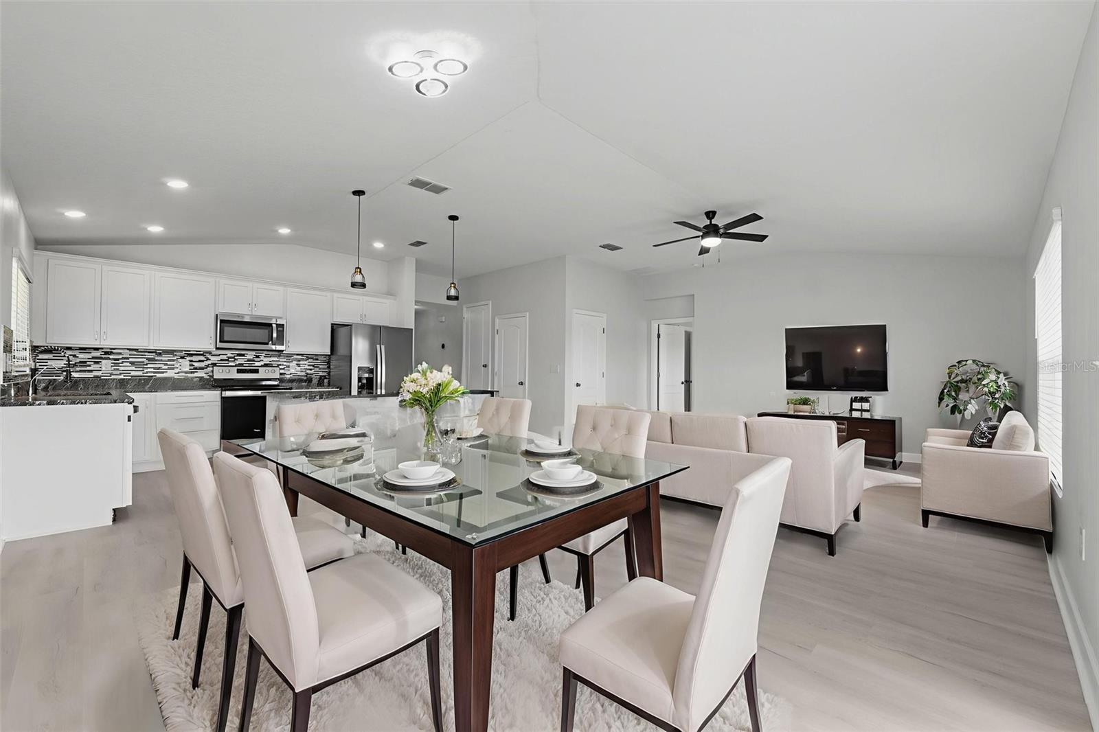 Image 4 of 69 For 1351 Pompay Drive