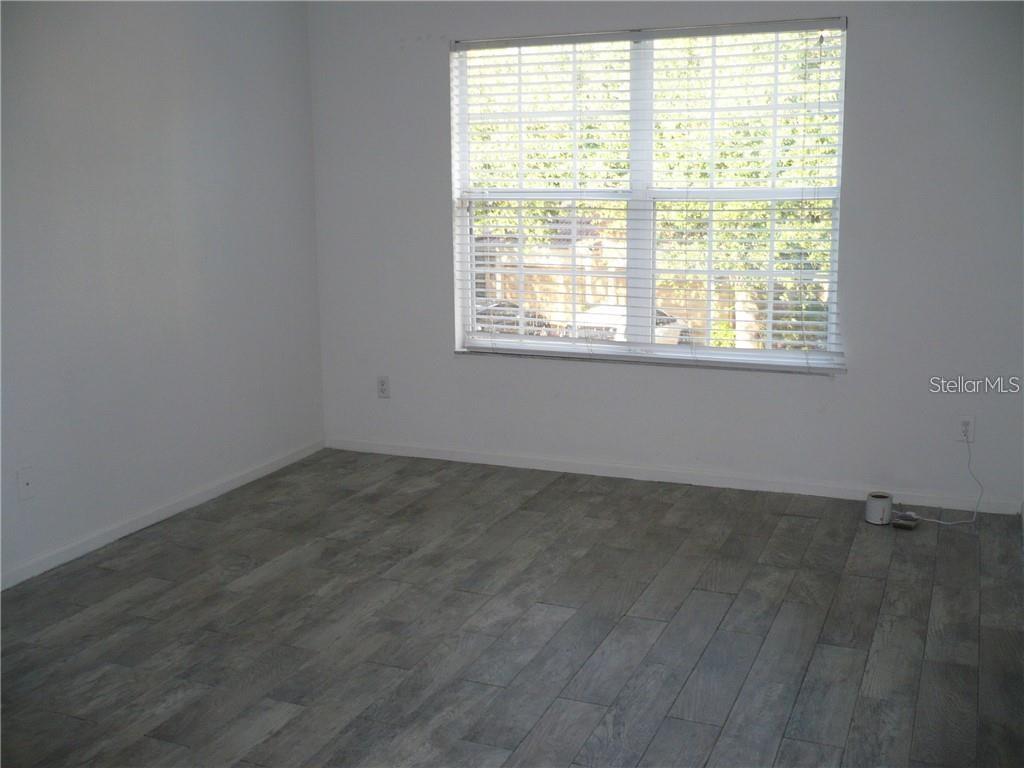 Image 10 of 11 For 3545 Shallot Drive 101