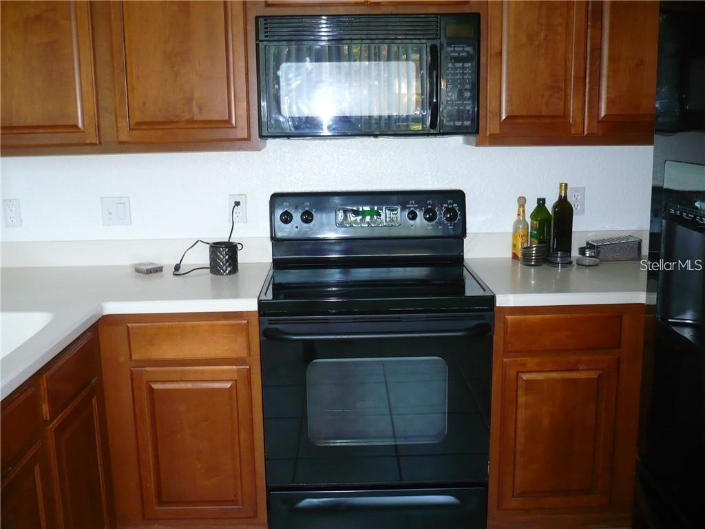 Image 7 of 11 For 3545 Shallot Drive 101