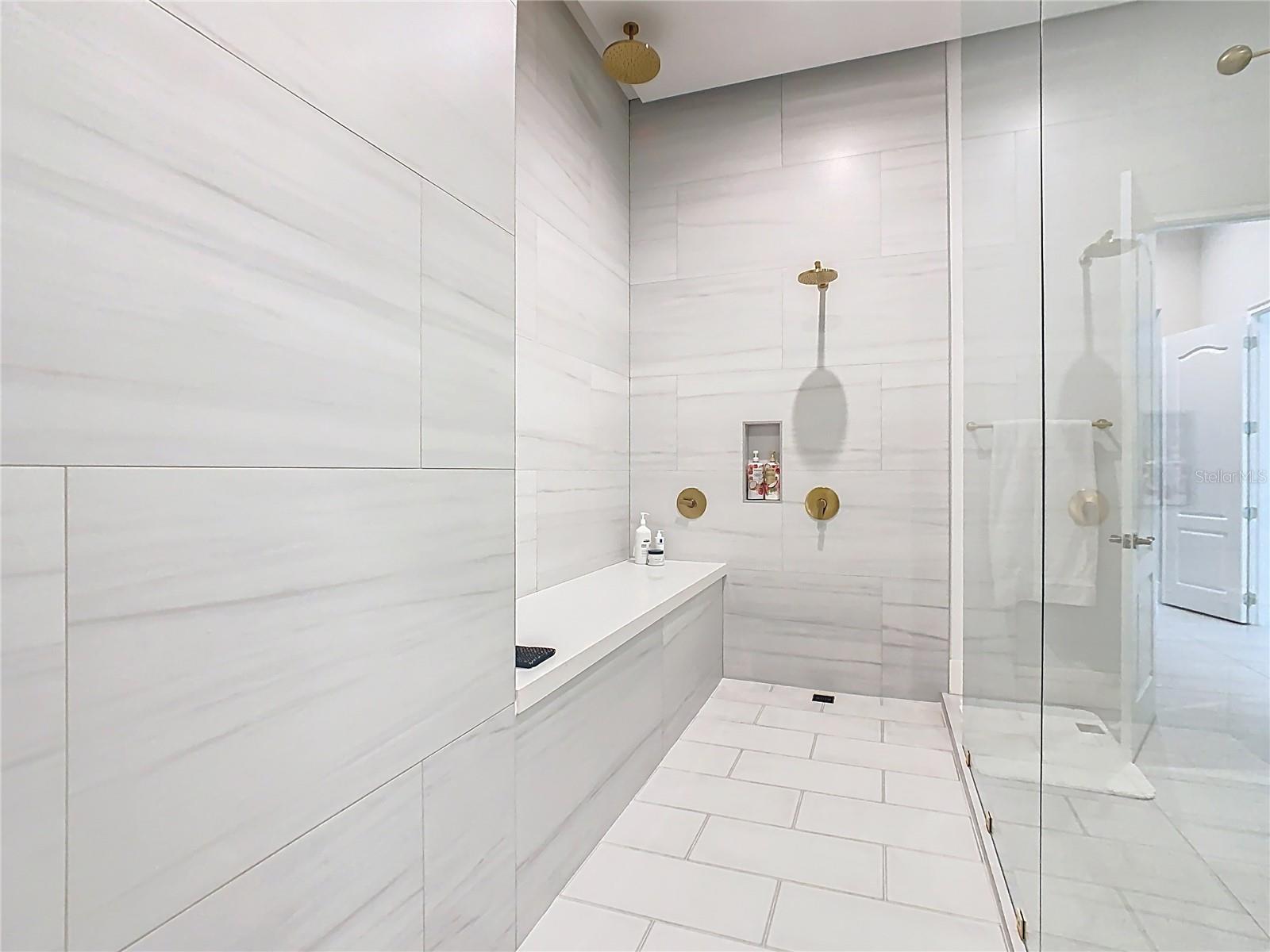 Image 42 of 87 For 8600 Hata Street