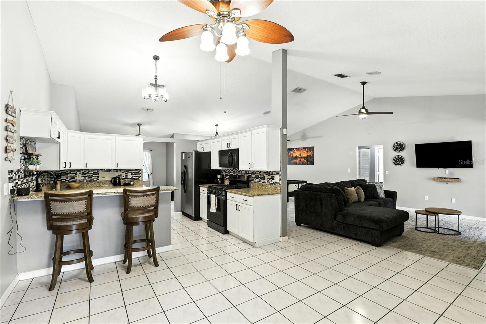 Image 11 of 37 For 7708 Eden Park Road