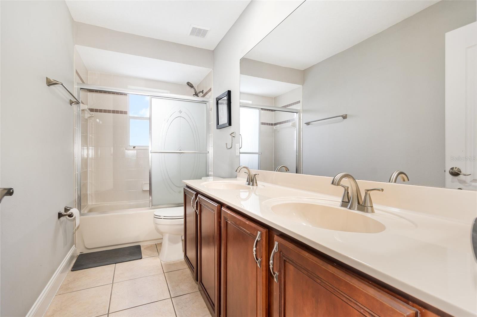 Image 23 of 61 For 1773 Oak Grove Chase Drive